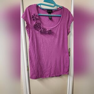 Chic Women's Pink Top with Floral Details